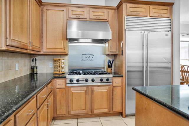 12226 E Border Oak Drive, Magnolia, TX 77354