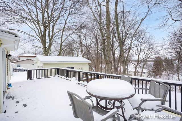 213 E Lytle Street, Ionia City, MI 48846