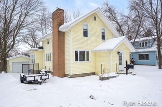 213 E Lytle Street, Ionia City, MI 48846