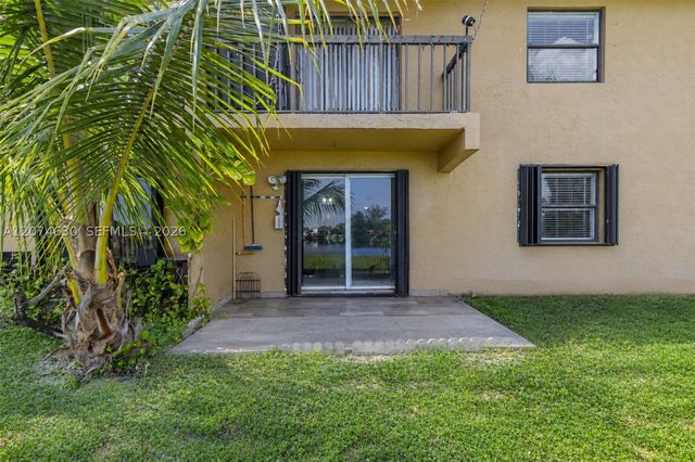 6745 W 26th Dr 103-4, Hialeah, FL 33016