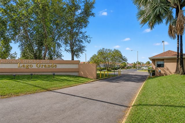 6745 W 26th Dr 103-4, Hialeah, FL 33016