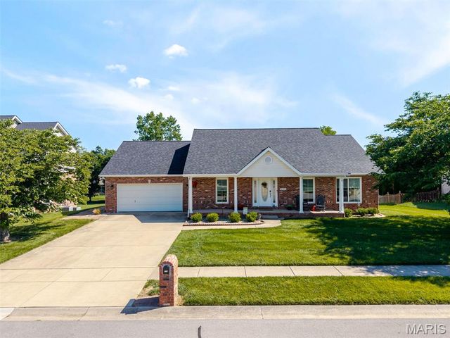428 Marbleton Circle, O'fallon, IL 62269