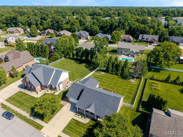 428 Marbleton Circle, O'fallon, IL 62269