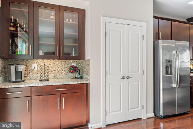 7239 WINDING HILLS DR, Hanover, MD 21076