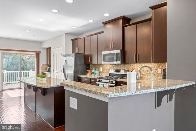 7239 WINDING HILLS DR, Hanover, MD 21076