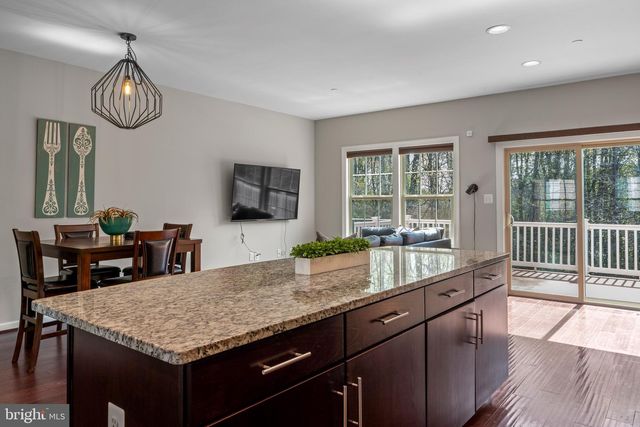 7239 WINDING HILLS DR, Hanover, MD 21076