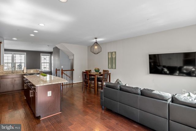 7239 WINDING HILLS DR, Hanover, MD 21076