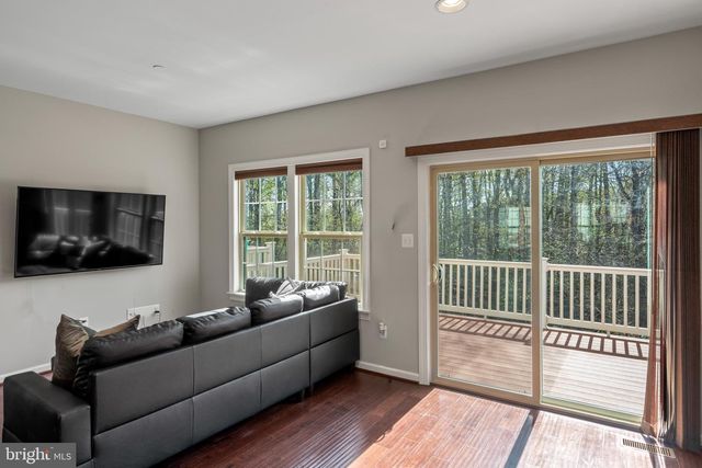7239 WINDING HILLS DR, Hanover, MD 21076