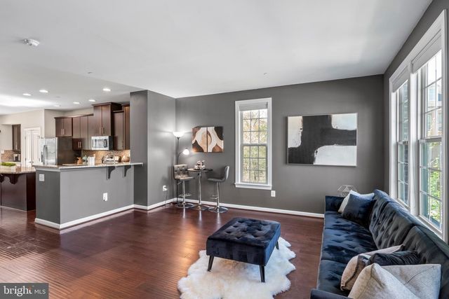 7239 WINDING HILLS DR, Hanover, MD 21076