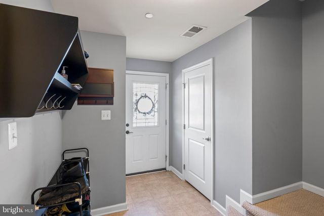 7239 WINDING HILLS DR, Hanover, MD 21076