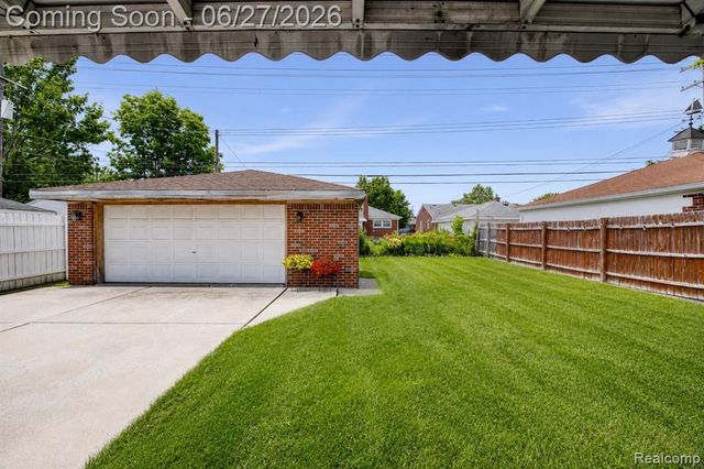 20304 California Street, Saint Clair Shores, MI 48080