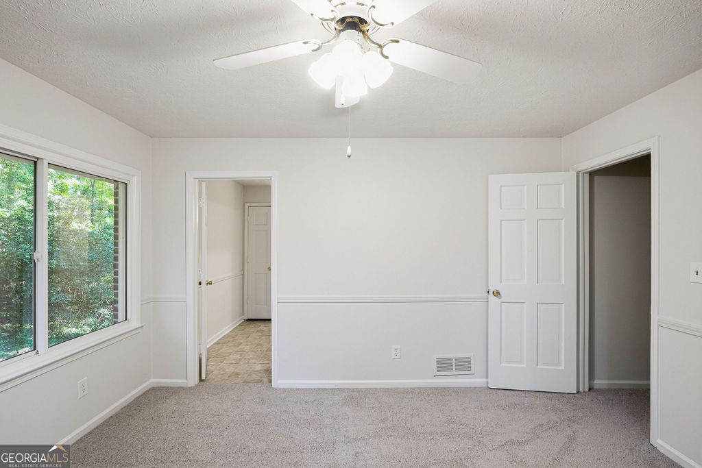 184 Wagon Way SW, Lilburn, GA 30047 — photo 4