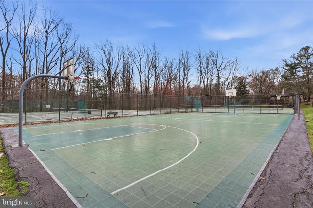 4205 ELIZABETH LN, Annandale, VA 22003