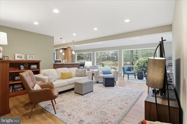 4205 ELIZABETH LN, Annandale, VA 22003