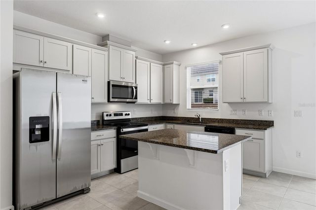 1124 LAKESHORE BREEZE PLACE, Kissimmee, FL 34747