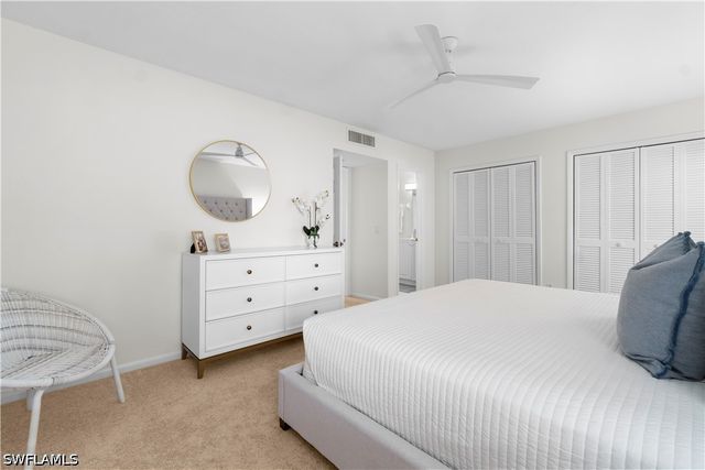 290 4th ST S 202, Naples, FL 34102