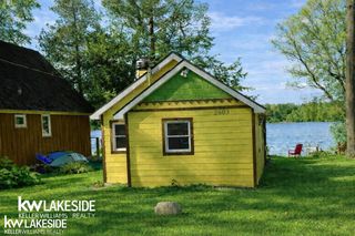 2603 Crescent Shores Drive, Traverse City, MI 49685