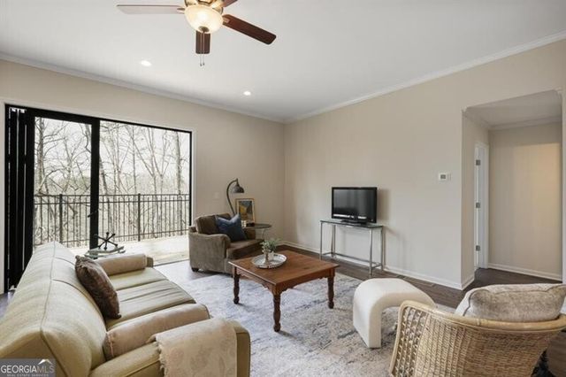 366 Greycoat Bluff SW, Marietta, GA 30064