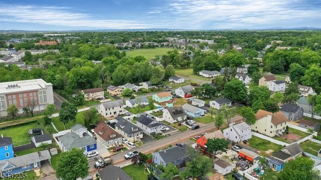 171 Myrtle St, Franklin Twp., NJ 08873
