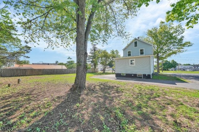 171 Myrtle St, Franklin Twp., NJ 08873