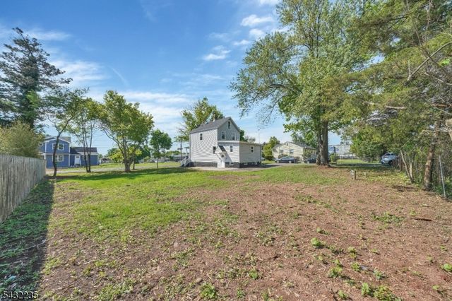 171 Myrtle St, Franklin Twp., NJ 08873