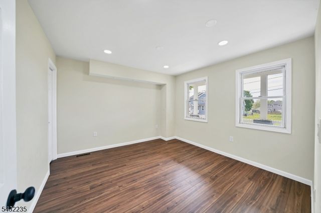 171 Myrtle St, Franklin Twp., NJ 08873