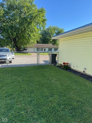 156 Hitchcock Drive, Hope, IN 47246
