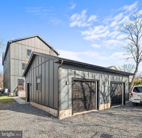 705 PRESTON AVE, Bryn Mawr, PA 19010