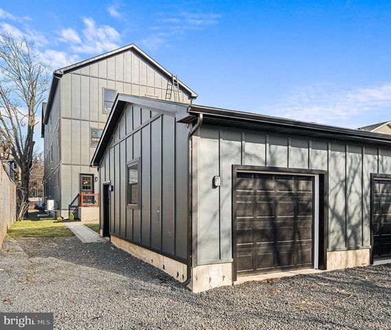 705 PRESTON AVE, Bryn Mawr, PA 19010