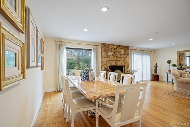 230 Hamlet Drive, Jericho, NY 11753