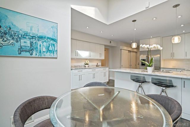 230 Hamlet Drive, Jericho, NY 11753