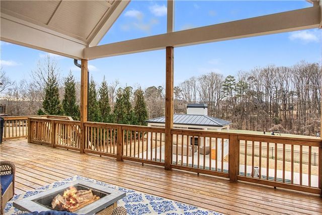 824 Low Falls Court, Jefferson, GA 30549