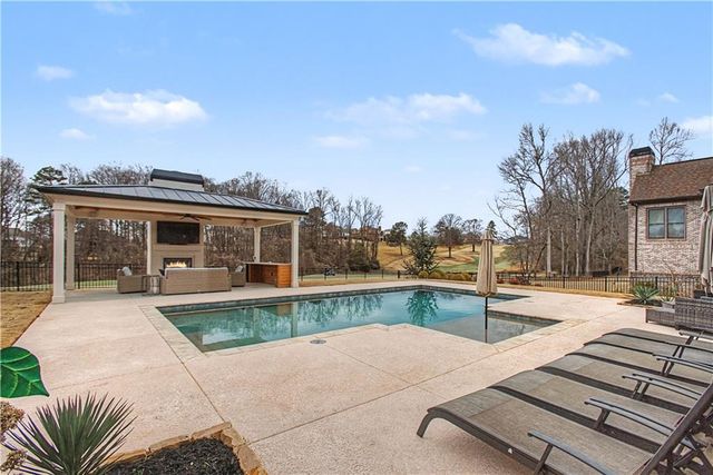 824 Low Falls Court, Jefferson, GA 30549