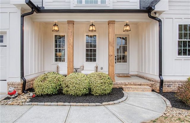 824 Low Falls Court, Jefferson, GA 30549