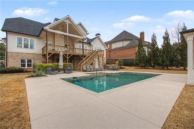 824 Low Falls Court, Jefferson, GA 30549