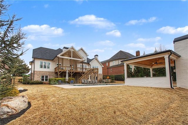 824 Low Falls Court, Jefferson, GA 30549