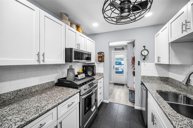 5216 81ST STREET N 5, St Petersburg, FL 33709