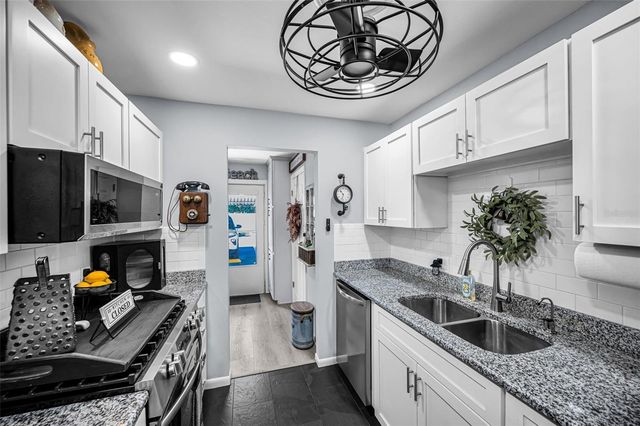 5216 81ST STREET N 5, St Petersburg, FL 33709