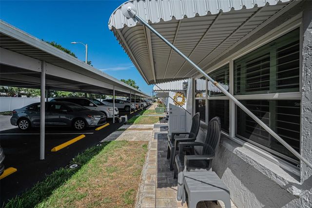 5216 81ST STREET N 5, St Petersburg, FL 33709