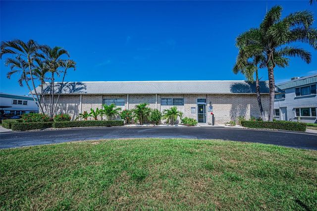5216 81ST STREET N 5, St Petersburg, FL 33709