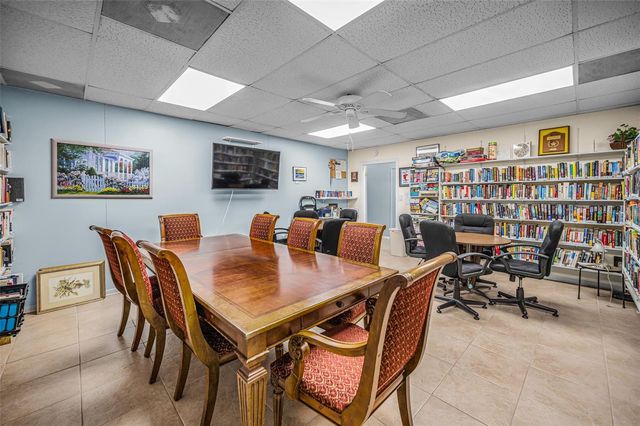 5216 81ST STREET N 5, St Petersburg, FL 33709
