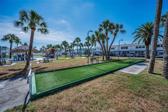 5216 81ST STREET N 5, St Petersburg, FL 33709