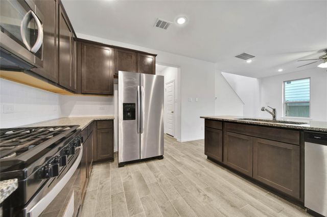 22311 Auburn Cabin Lane, Porter, TX 77365