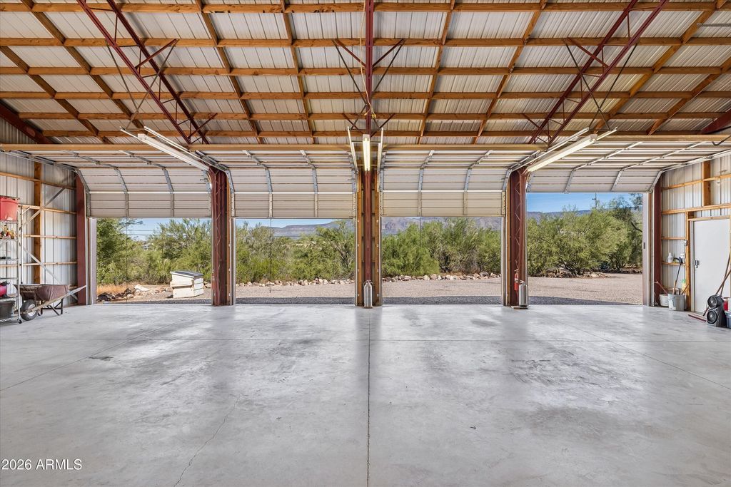 2015 E CIRCLE MOUNTAIN Road, New River, AZ 85087 — photo 3