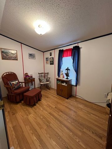 56 Park Ave, Sturbridge, MA 01566