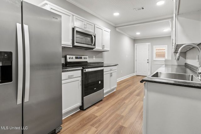 3611 N State Street, A, Jackson, MS 39216