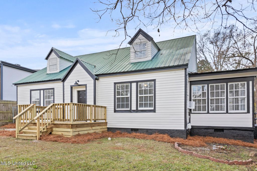 3611 N State Street, A, Jackson, MS 39216