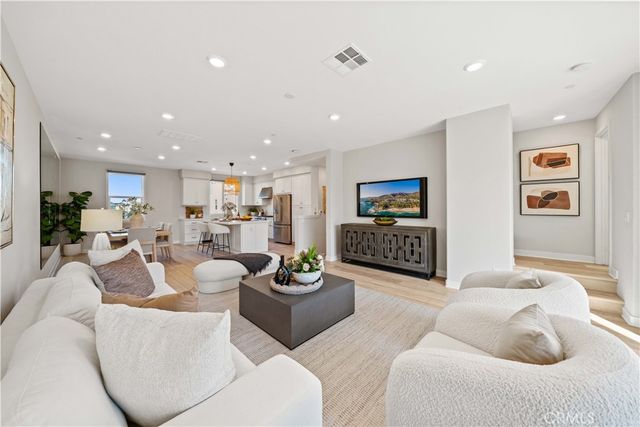 220 Keeper, Irvine, CA 92618