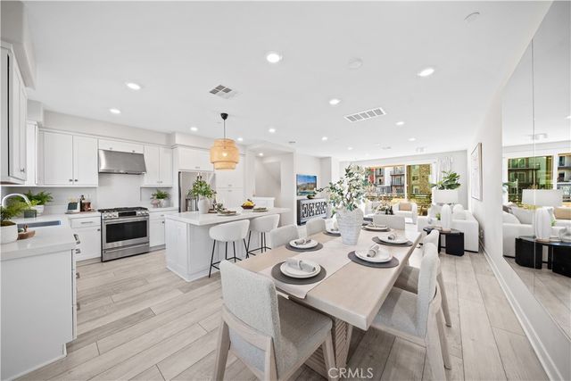 220 Keeper, Irvine, CA 92618