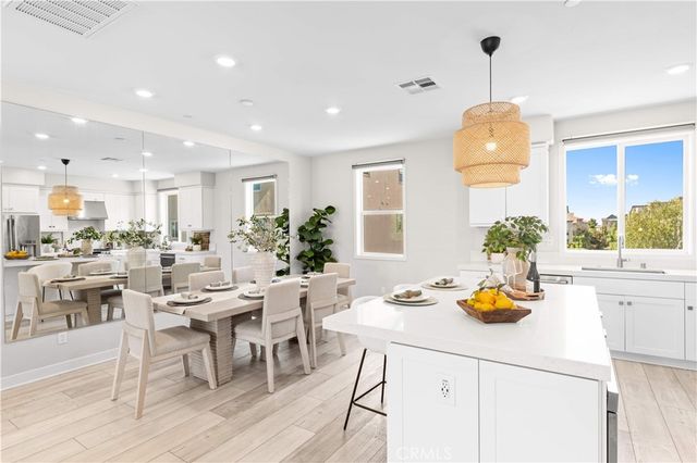 220 Keeper, Irvine, CA 92618